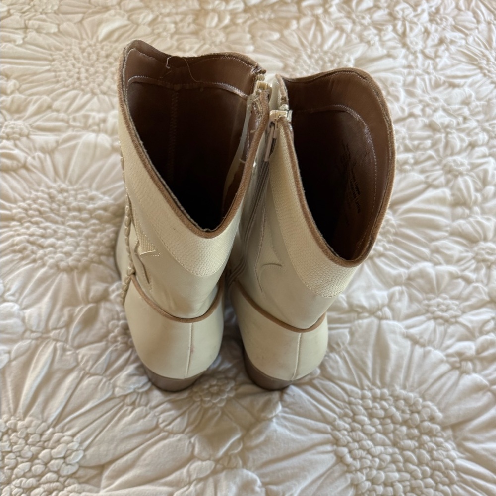Cream Cowgirl Boots - Picture 5 of 10